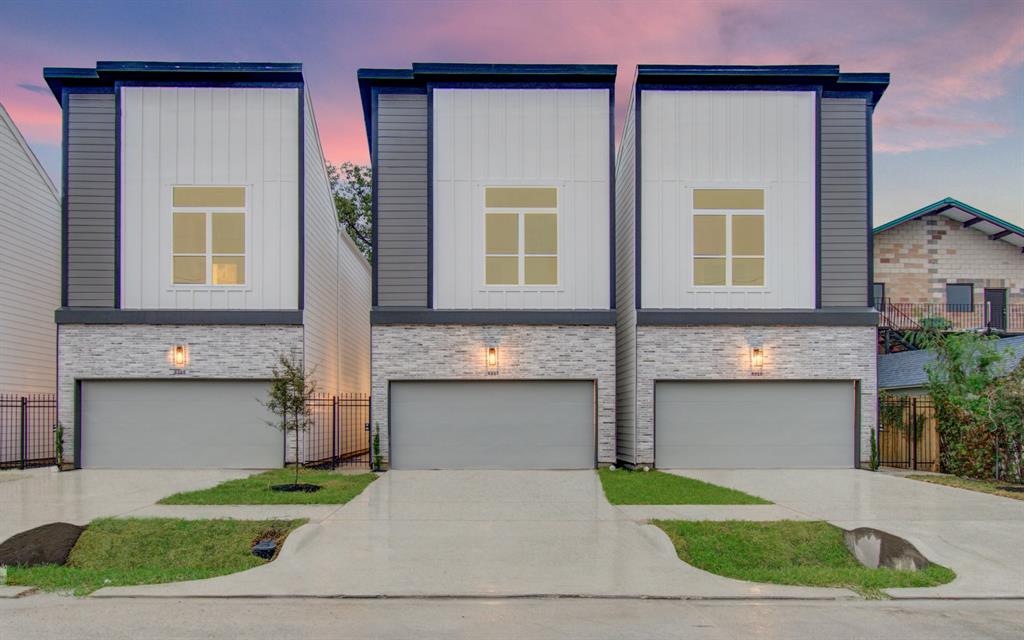 6825 Cadillac St Houston TX 77021-2413